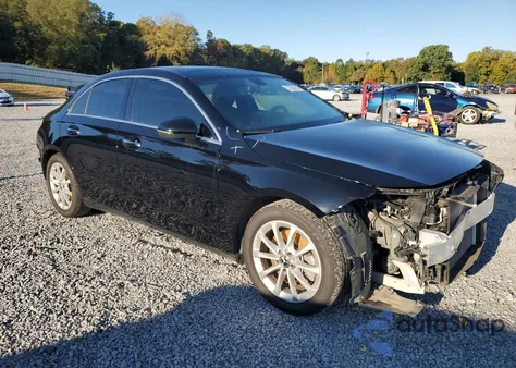 2021 Mercedes-Benz A 220 z USA, uszkodzony, nr VIN W1K3G4EBXMJ259708